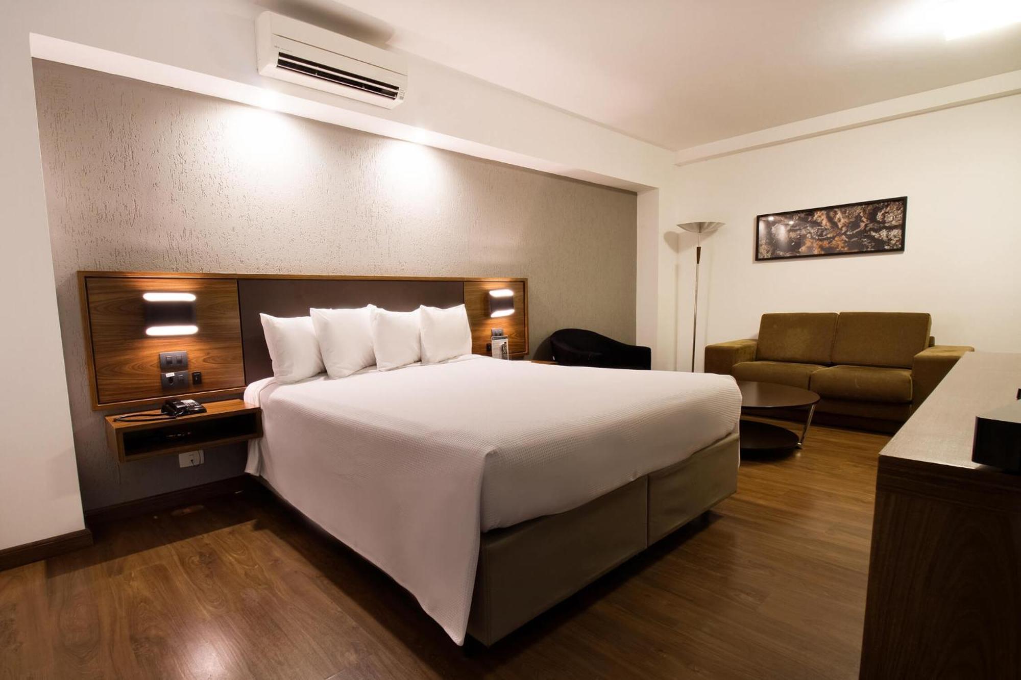 Hotel Deville กูรีตีบา ภายนอก รูปภาพ