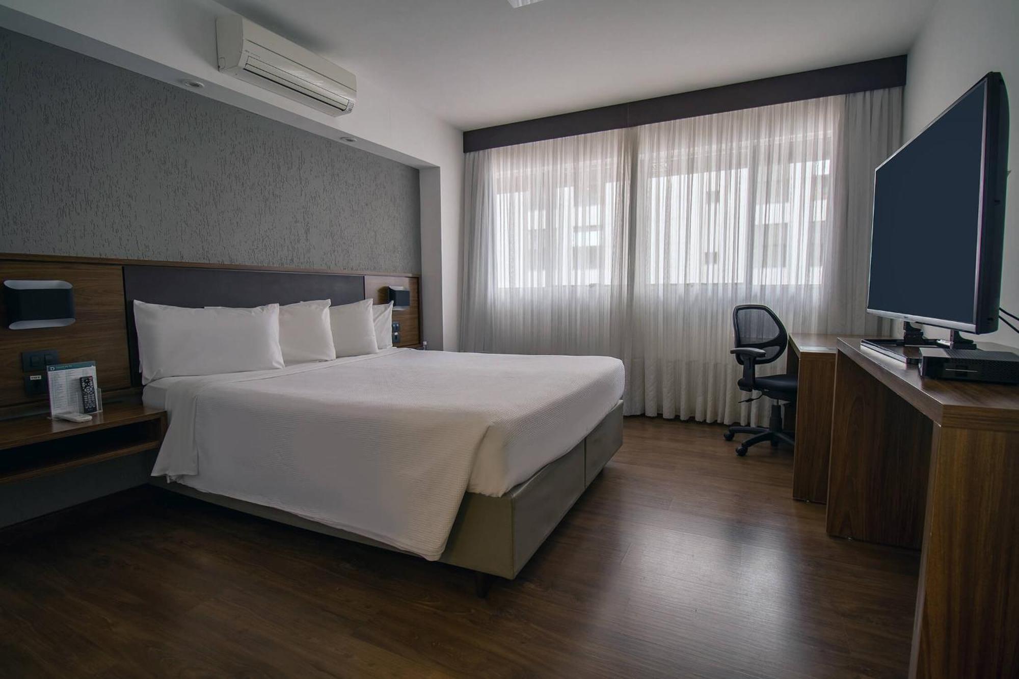 Hotel Deville กูรีตีบา ภายนอก รูปภาพ