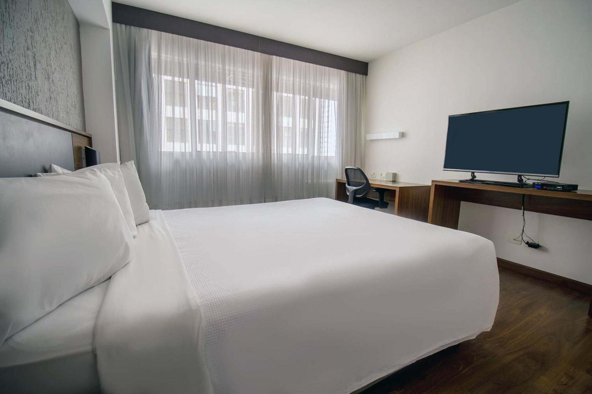 Hotel Deville กูรีตีบา ภายนอก รูปภาพ