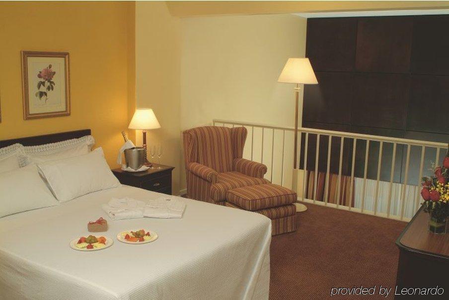 Hotel Deville กูรีตีบา ห้อง รูปภาพ