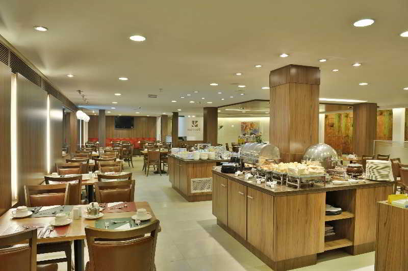 Hotel Deville กูรีตีบา ภายนอก รูปภาพ